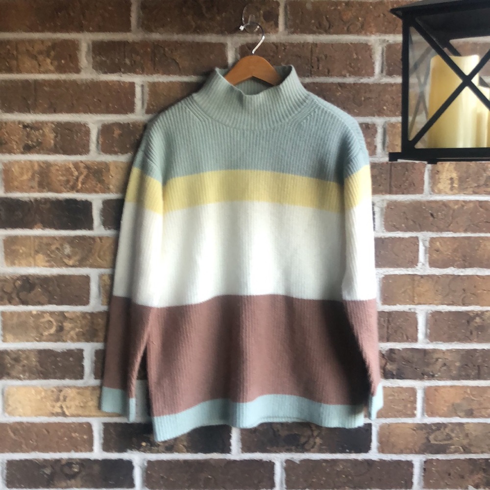 Ann Taylor Colorblock Mock Neck Wool Sweater Size Small - Picture 5 of 8